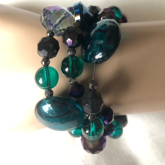 Beautiful wired stone bracelet - Picture 2 of 3